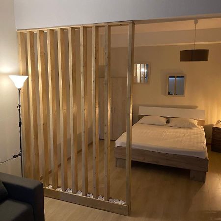 Lmj Apartments Артемида Екстериор снимка
