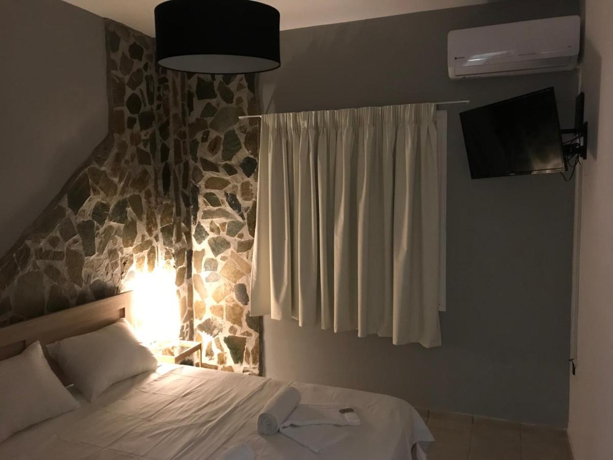 Lmj Apartments Артемида Екстериор снимка