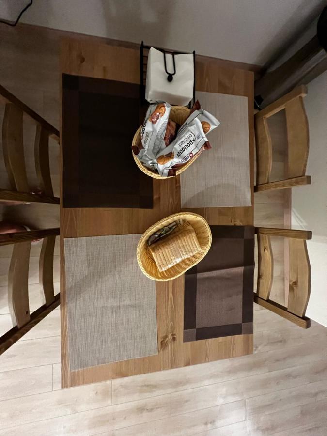 Lmj Apartments Артемида Екстериор снимка